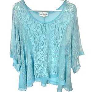 Simply Noelle Mesh and Lace Aqua Top; Size S/M (8-10)